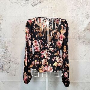 Express floral print v-neck peplum sleeve top Women's Size M